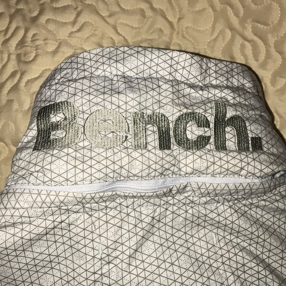 Bench jacket woman’s medium - Picture 3 of 3